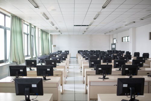 安玉良的信息產(chǎn)品創(chuàng)業(yè)觀 大學(xué)生自主創(chuàng)業(yè)的新路徑